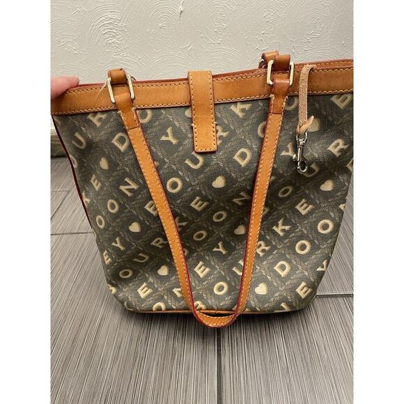 Dooney & Bourke Logo Medium Shoulder Bag Black/Beige EUC Crossword Bucket Bag - Picture 4 of 15